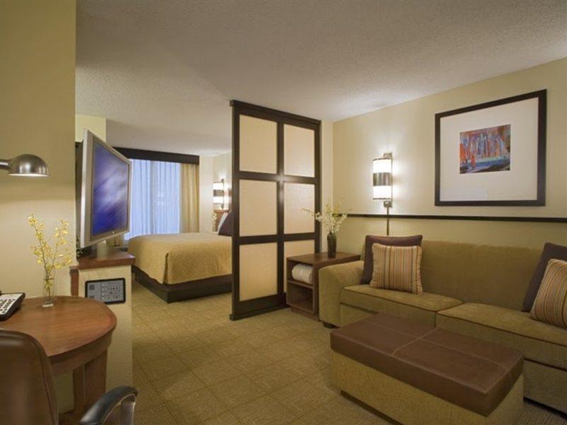 Hyatt Place Dallas North Addison Exteriör bild