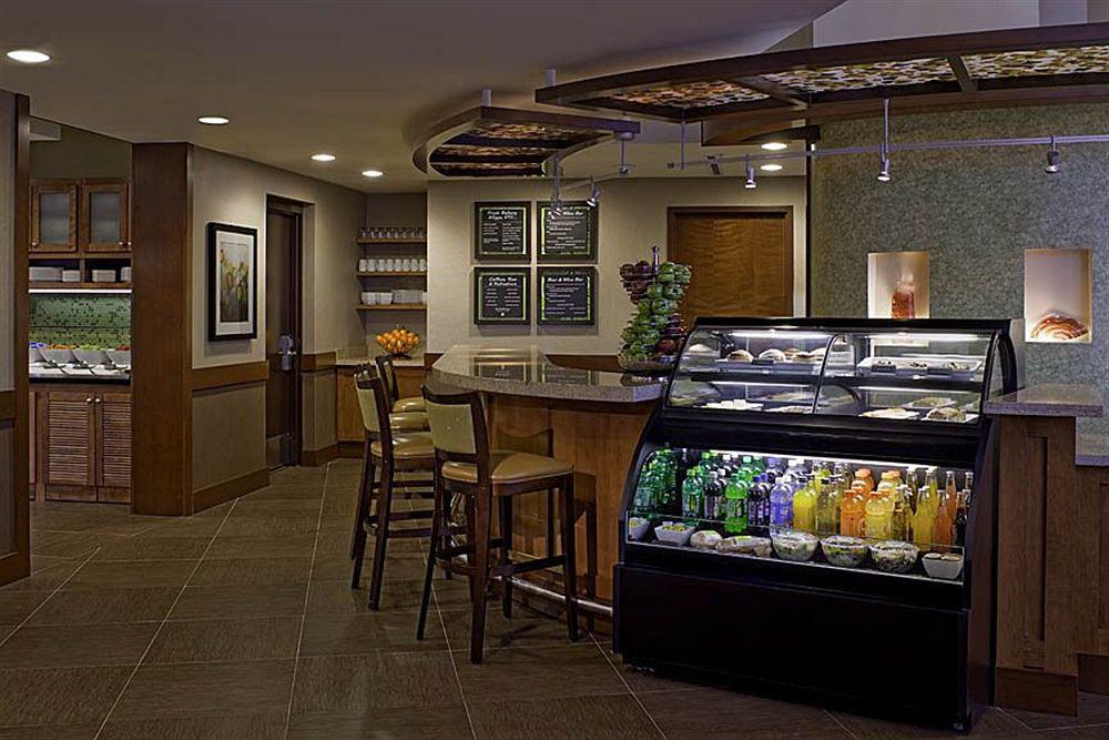 Hyatt Place Dallas North Addison Restaurang bild